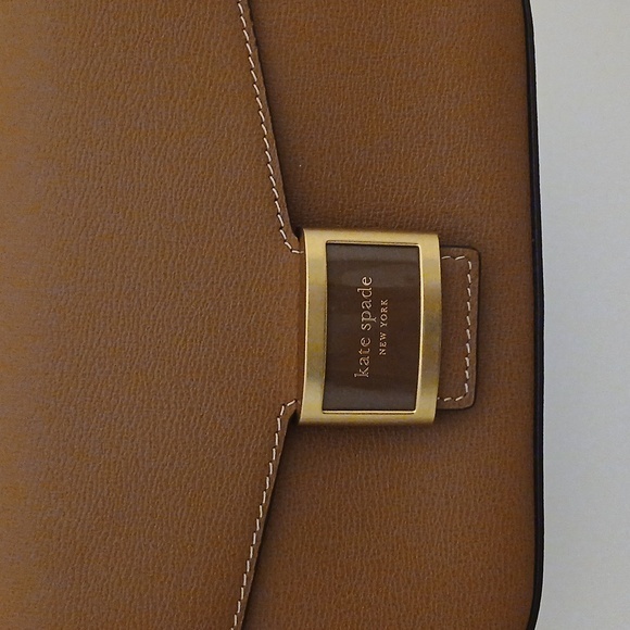 kate spade Handbags - Late  Spade  purse